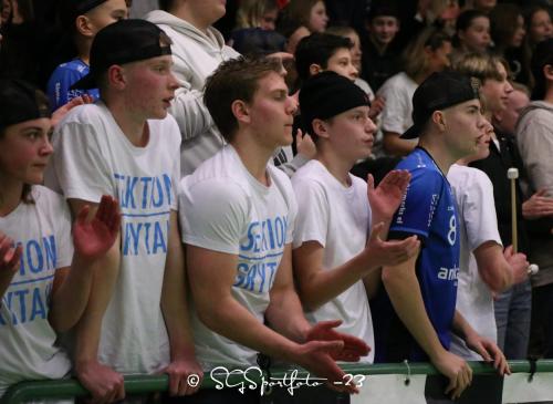 AX6V8604