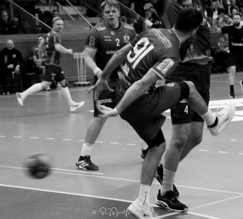 AX6V3343